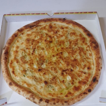 Pizza mit Ricotta